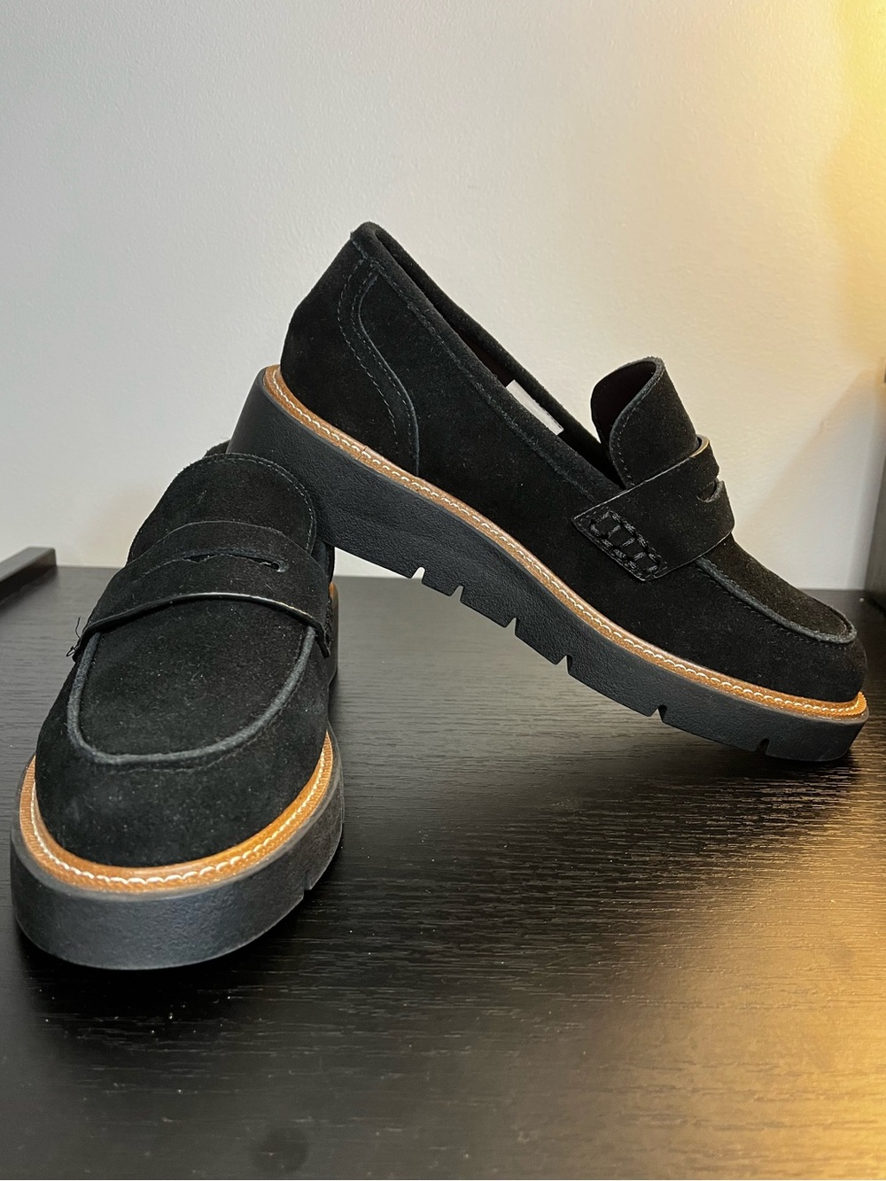 NWT Blondo Black Suede Penny Loafers - Lug Sole Waterproof Women’s 8.5
